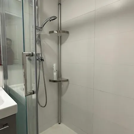 Loft Entier Parisien-paris11 Parigi